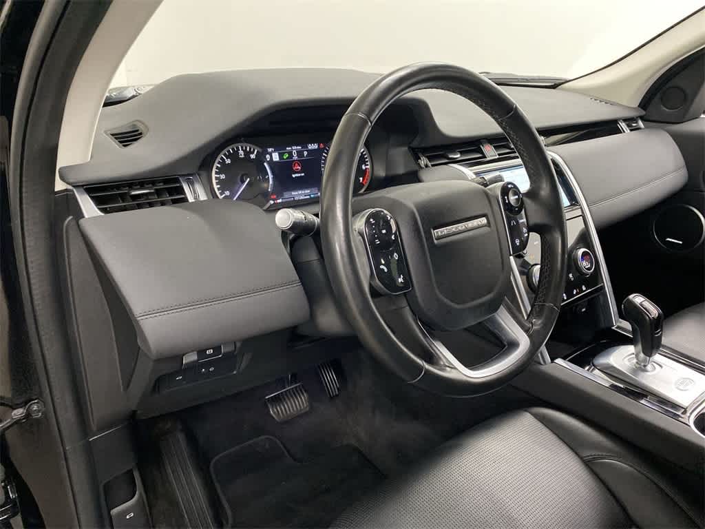 Thumbnail: 2020 Land Rover Discovery Sport - 2
