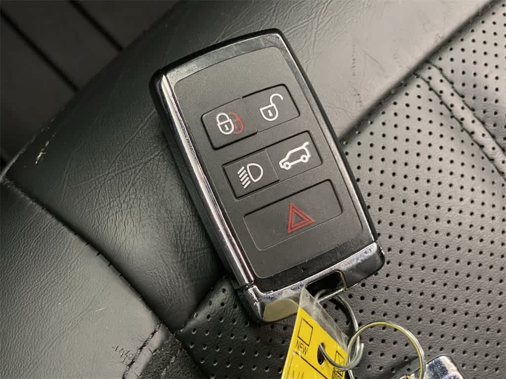 Thumbnail: 2022 Land Rover Range Rover Sport - 30