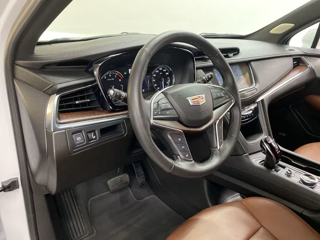 Thumbnail: 2022 Cadillac XT5 - 2