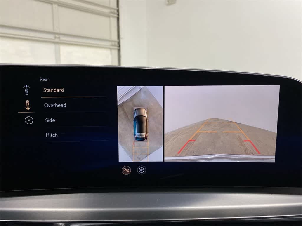 Thumbnail: 2024 Cadillac Lyriq - 26