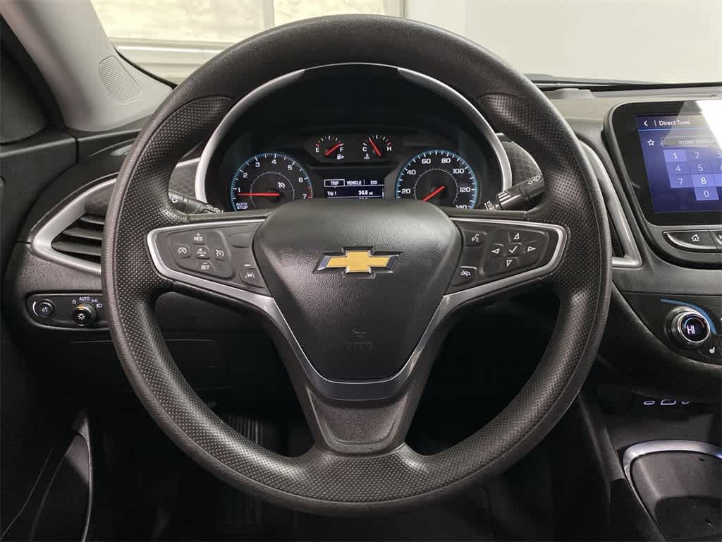 Thumbnail: 2023 Chevrolet Malibu - 19