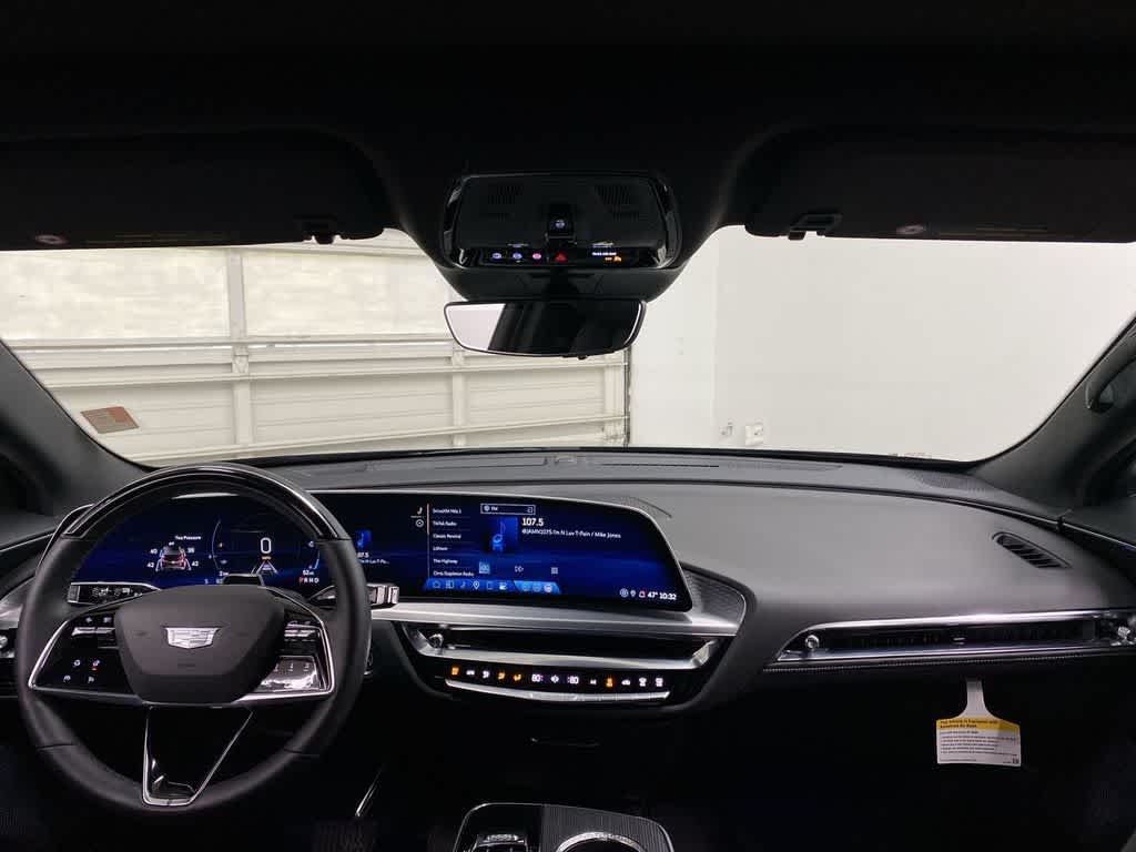 Thumbnail: 2024 Cadillac Lyriq - 13