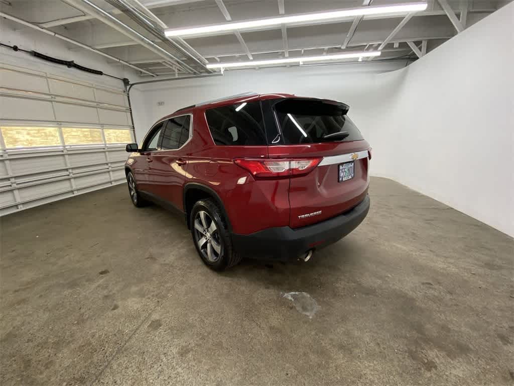 Thumbnail: 2018 Chevrolet Traverse - 4
