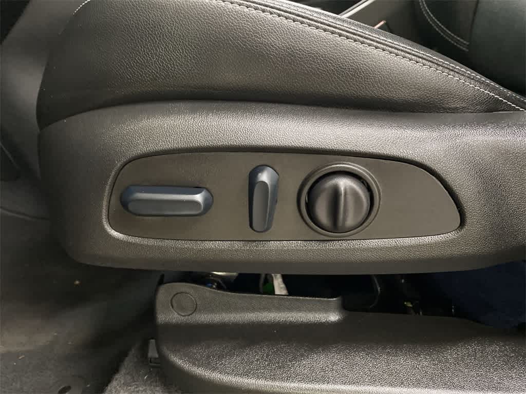 Thumbnail: 2022 GMC Terrain - 15