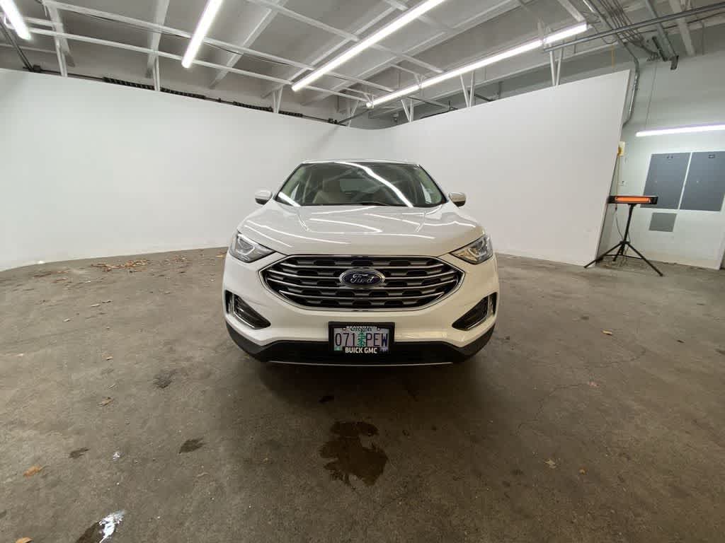 Thumbnail: 2021 Ford Edge - 9