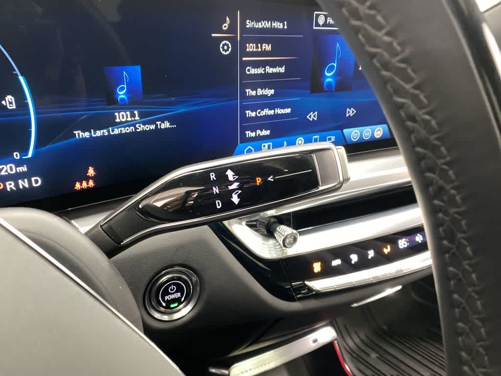 Thumbnail: 2024 Cadillac Lyriq - 26