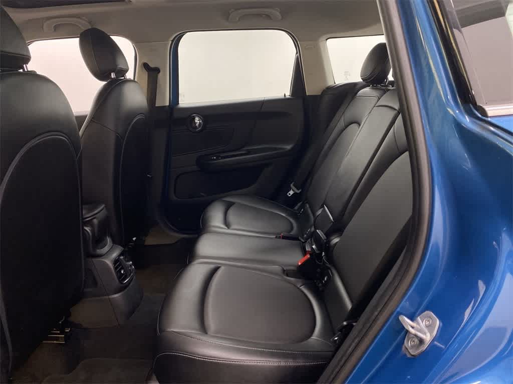 Thumbnail: 2017 MINI Cooper Countryman - 17