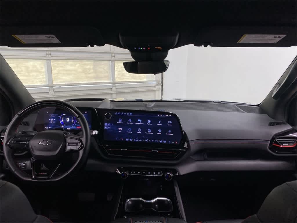 Thumbnail: 2024 Chevrolet Silverado EV - 12