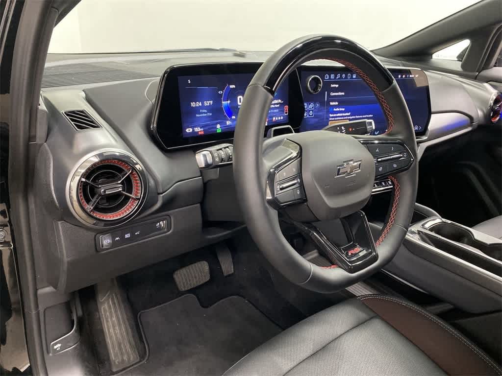 Thumbnail: 2024 Chevrolet Equinox - 2