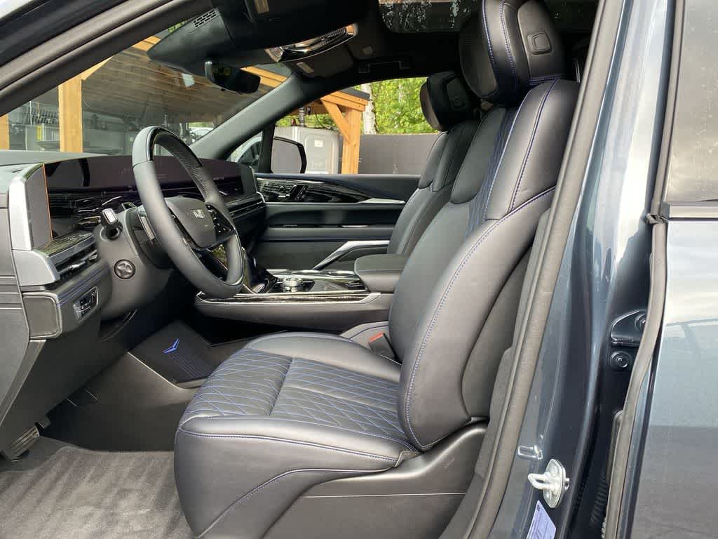 Thumbnail: 2025 Cadillac Escalade IQ - 14