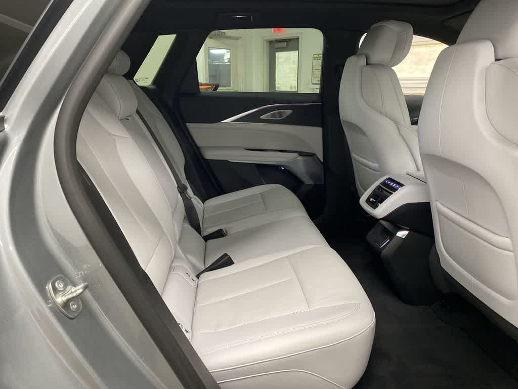 Thumbnail: 2024 Cadillac Lyriq - 19