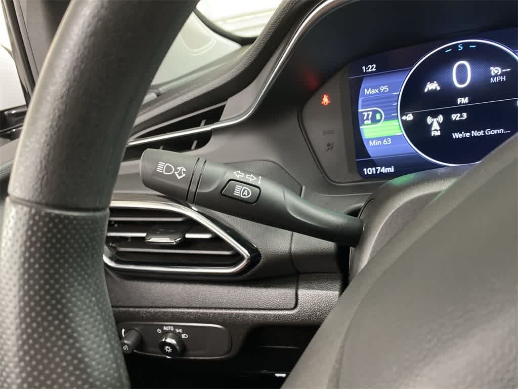Thumbnail: 2023 Chevrolet Bolt EUV - 24