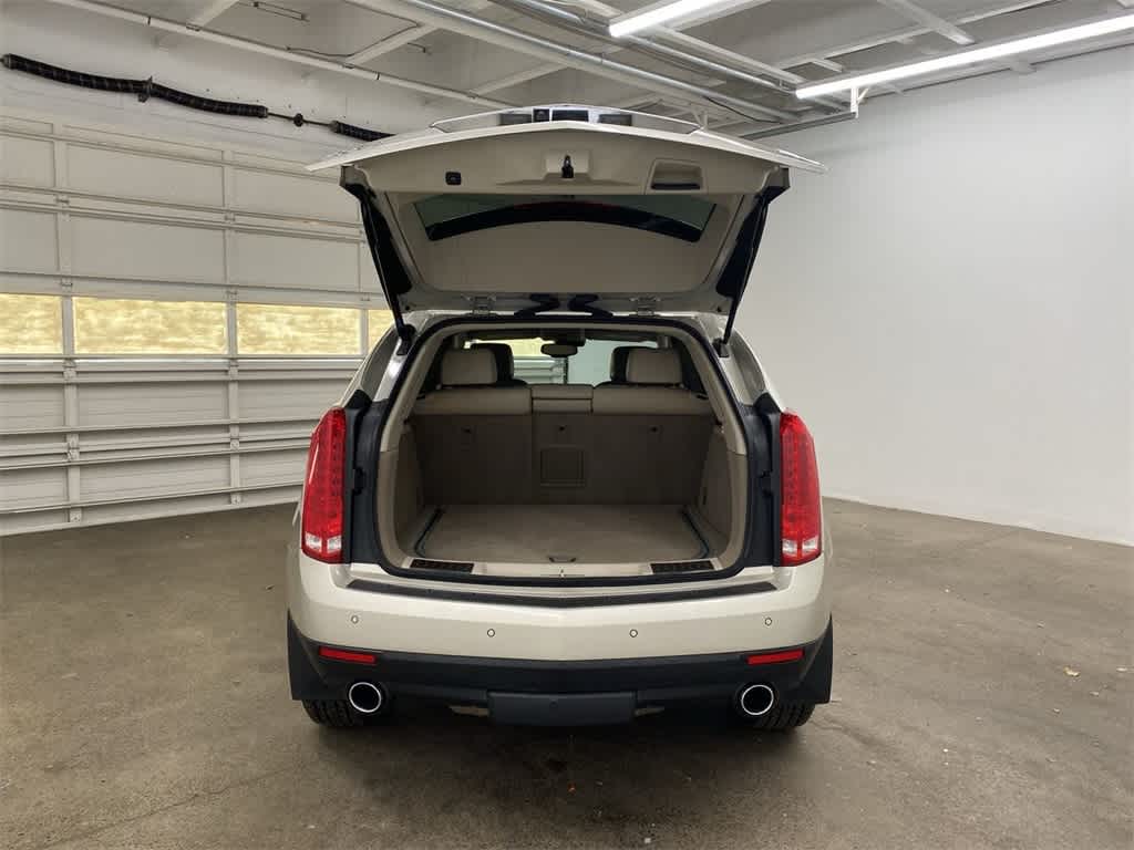 Thumbnail: 2014 Cadillac SRX - 30