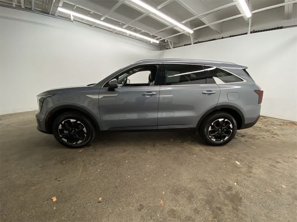 Used 2025 Kia Sorento S SUV