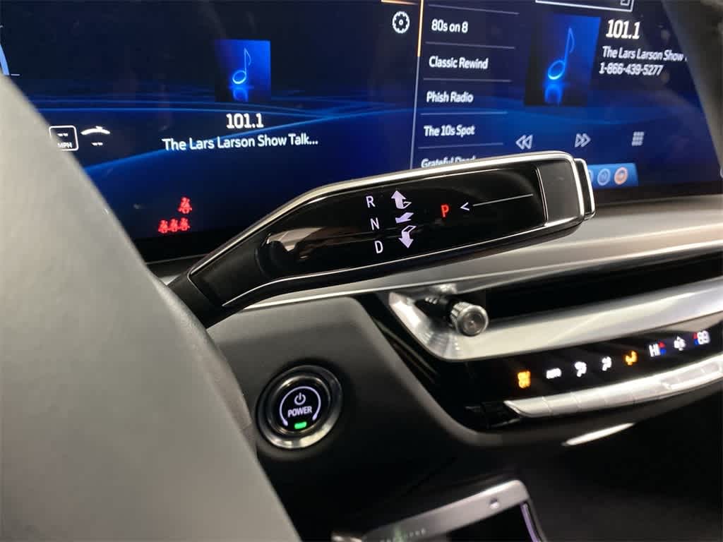 Thumbnail: 2025 Cadillac Lyriq - 24