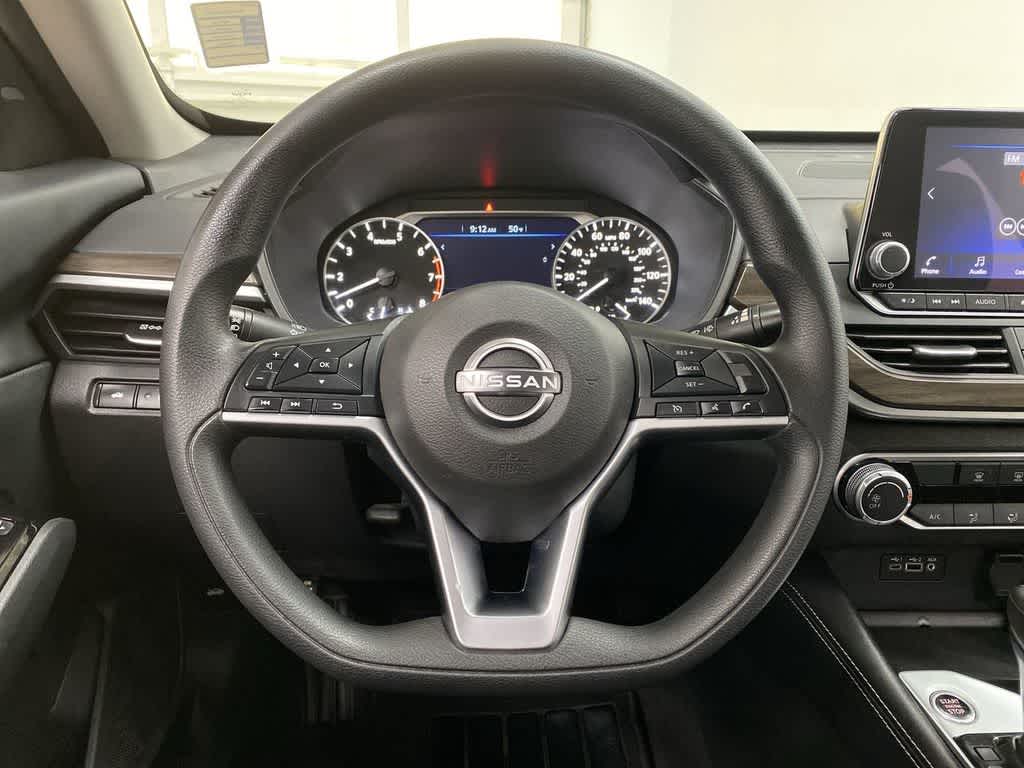 Thumbnail: 2023 Nissan Altima - 20