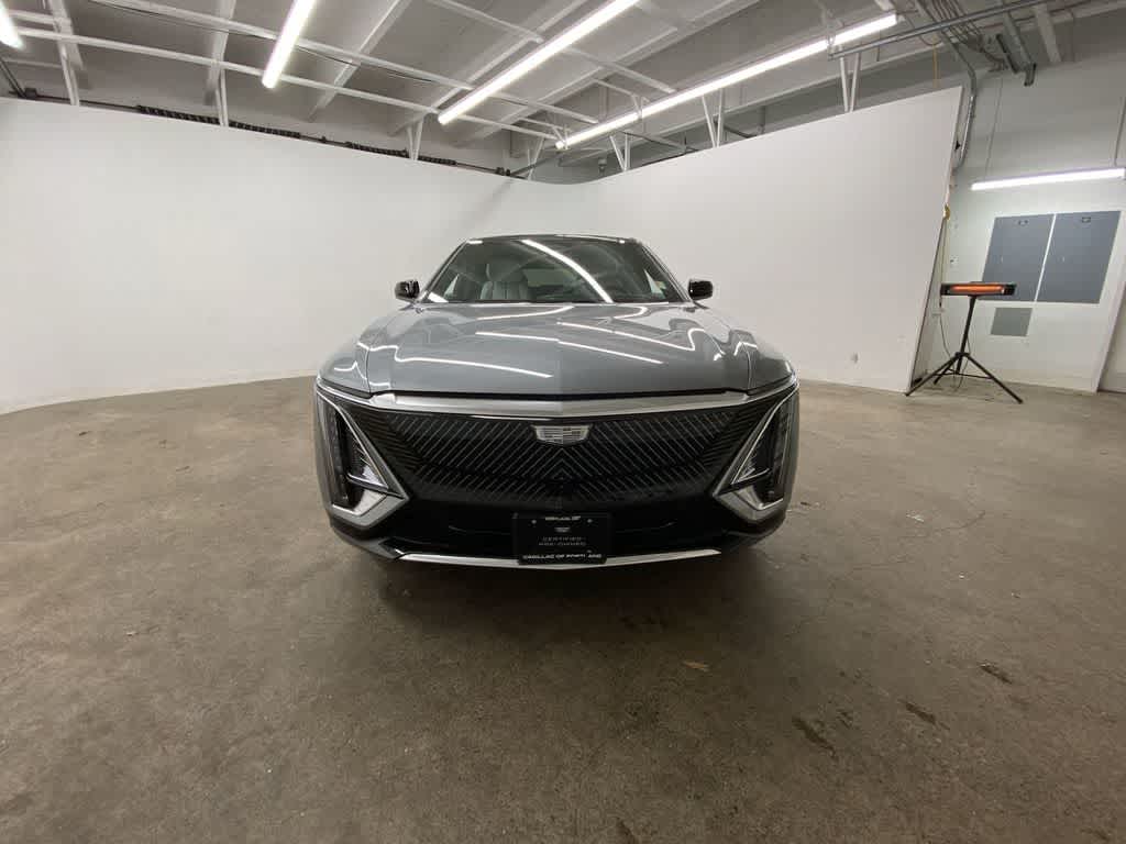 Thumbnail: 2024 Cadillac Lyriq - 9