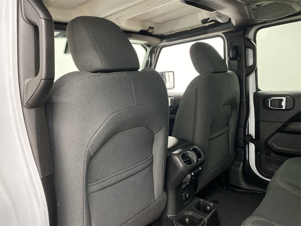 Thumbnail: 2025 Jeep Wrangler - 15