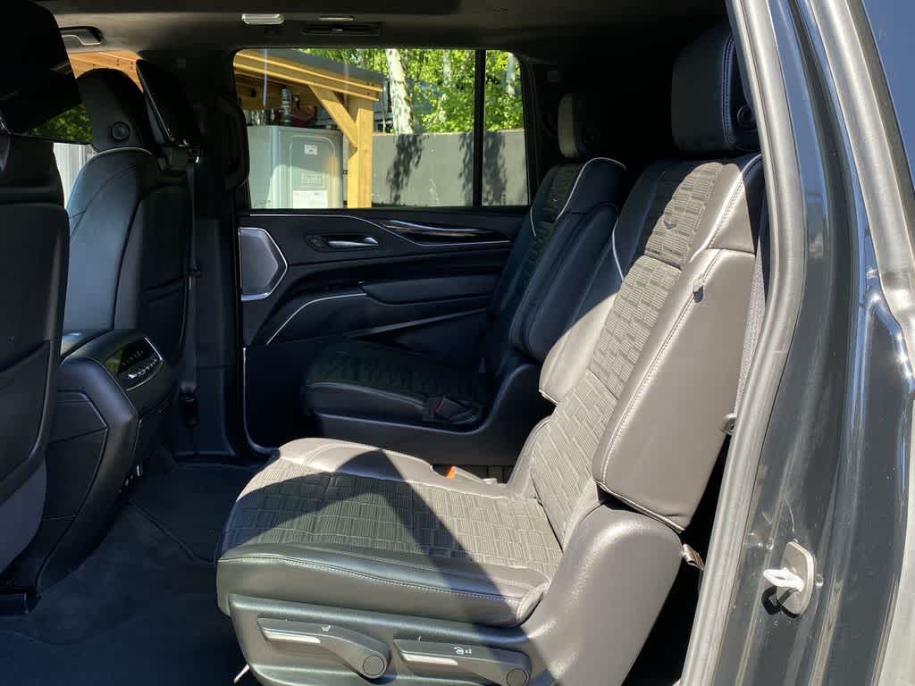 Thumbnail: 2024 Cadillac Escalade - 17