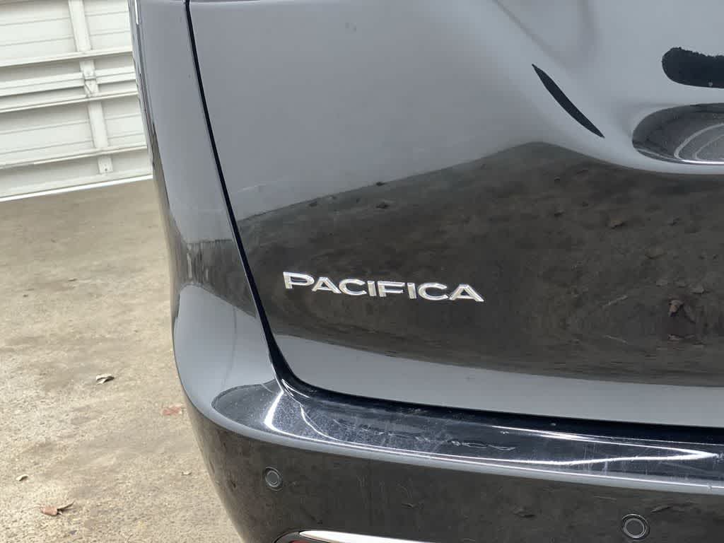 Thumbnail: 2024 Chrysler Pacifica - 10