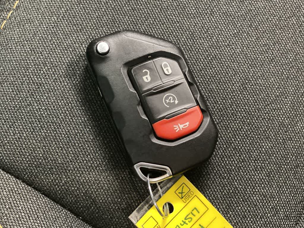 Thumbnail: 2024 Jeep Wrangler - 31