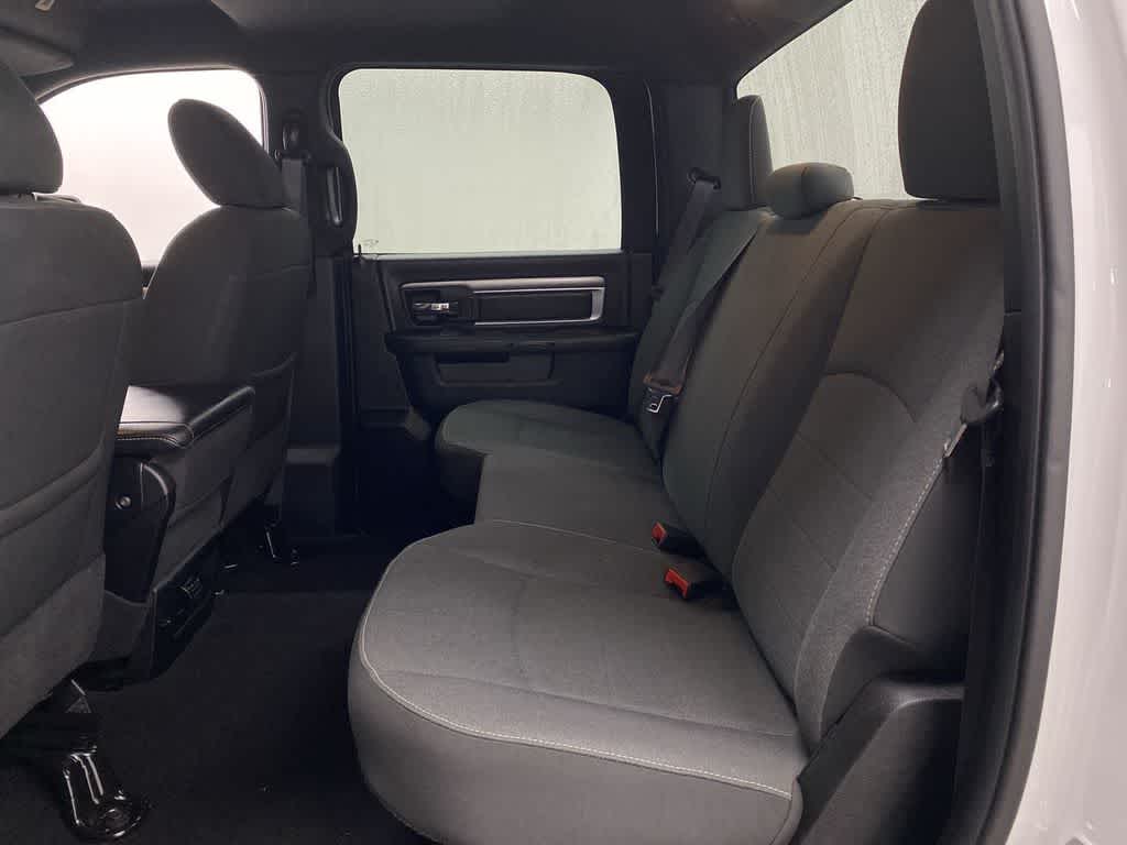 Thumbnail: 2024 RAM 1500 Classic - 16