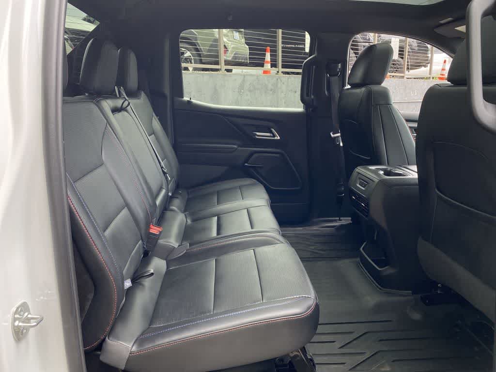Thumbnail: 2025 Chevrolet Silverado EV - 17