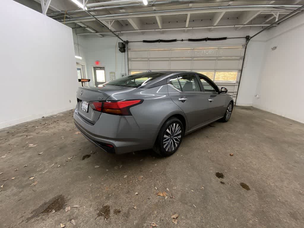 Thumbnail: 2023 Nissan Altima - 6
