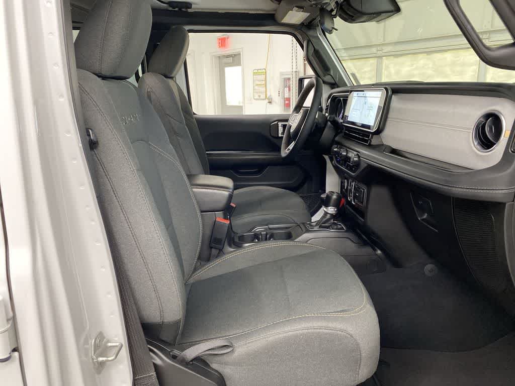 Thumbnail: 2024 Jeep Wrangler - 19