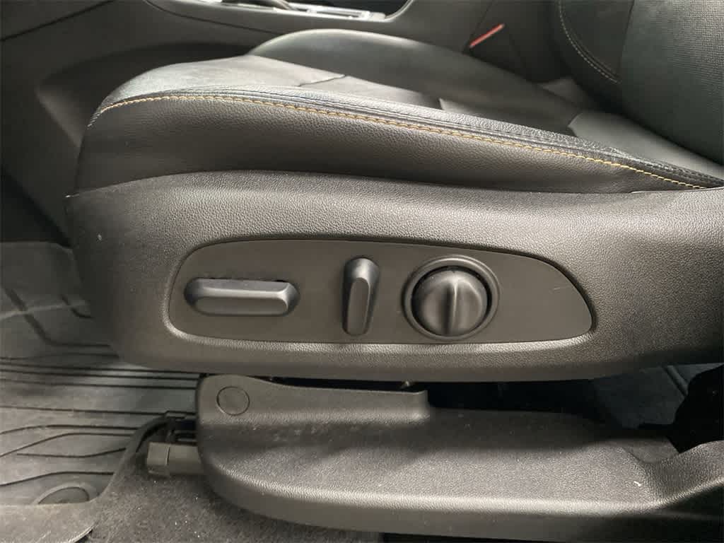 Thumbnail: 2020 Chevrolet Equinox - 14