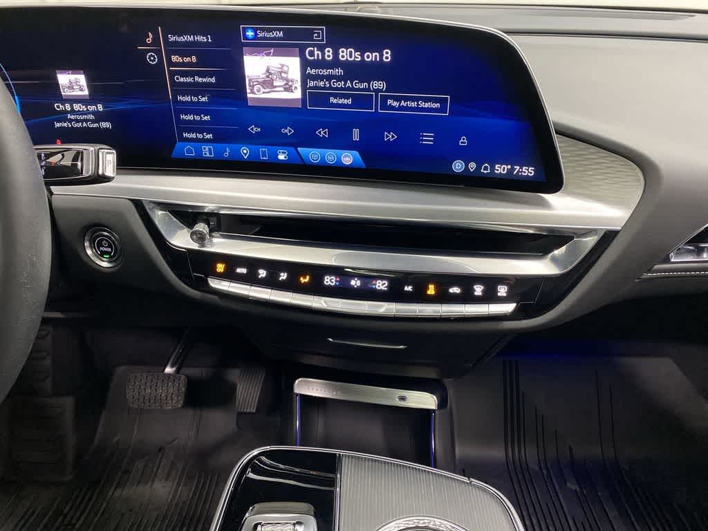 Thumbnail: 2024 Cadillac Lyriq - 24