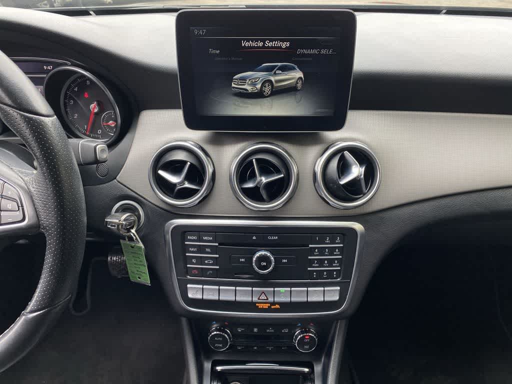Thumbnail: 2018 Mercedes-Benz GLA - 24