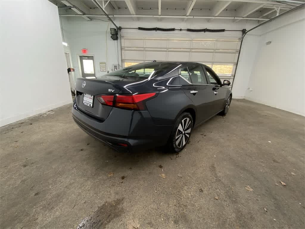 2022 Nissan Altima SV 6
