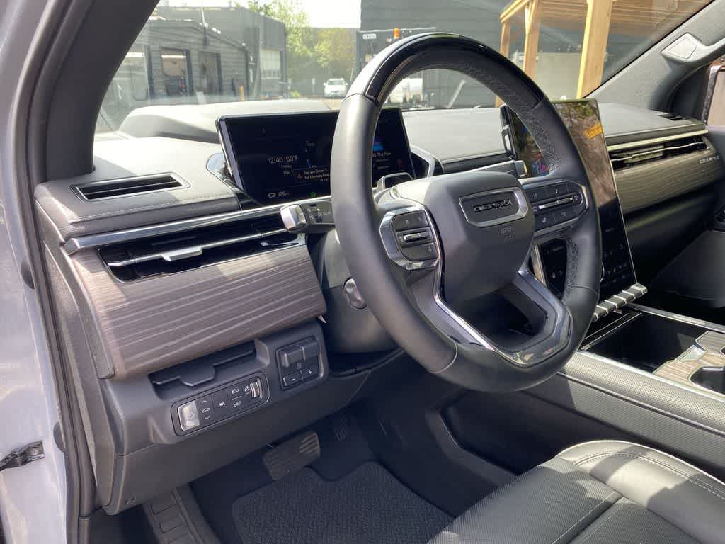 Thumbnail: 2025 GMC Sierra EV - 2