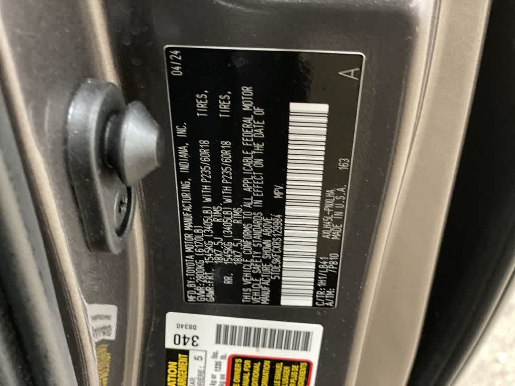 Thumbnail: 2024 Toyota Sienna - 29