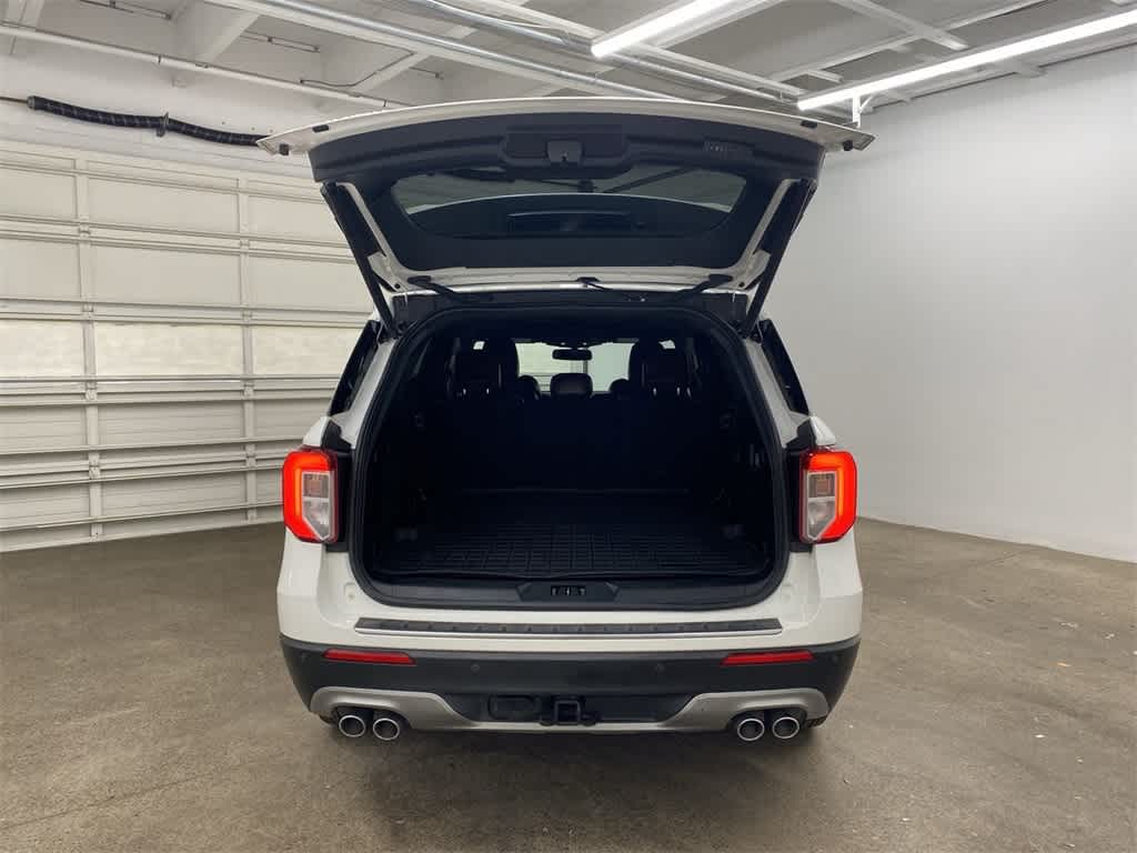 Thumbnail: 2020 Ford Explorer - 29