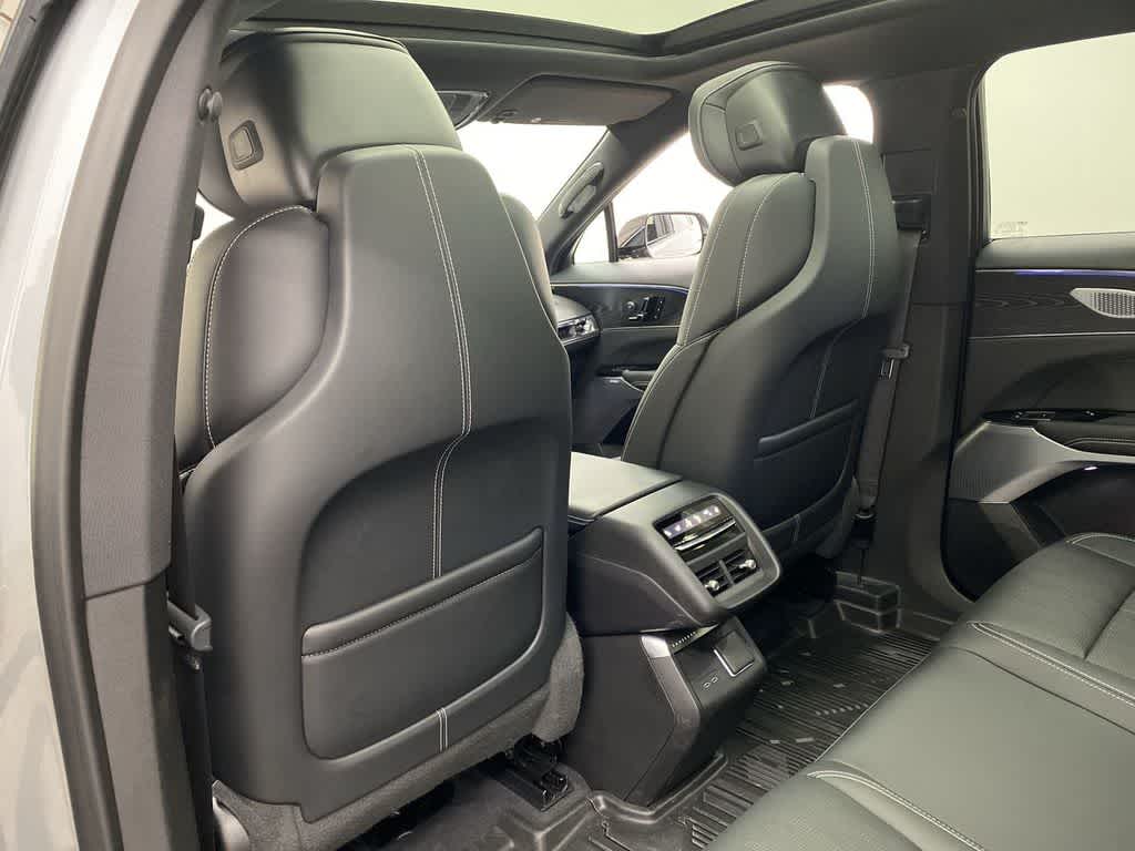 Thumbnail: 2024 Cadillac Lyriq - 16