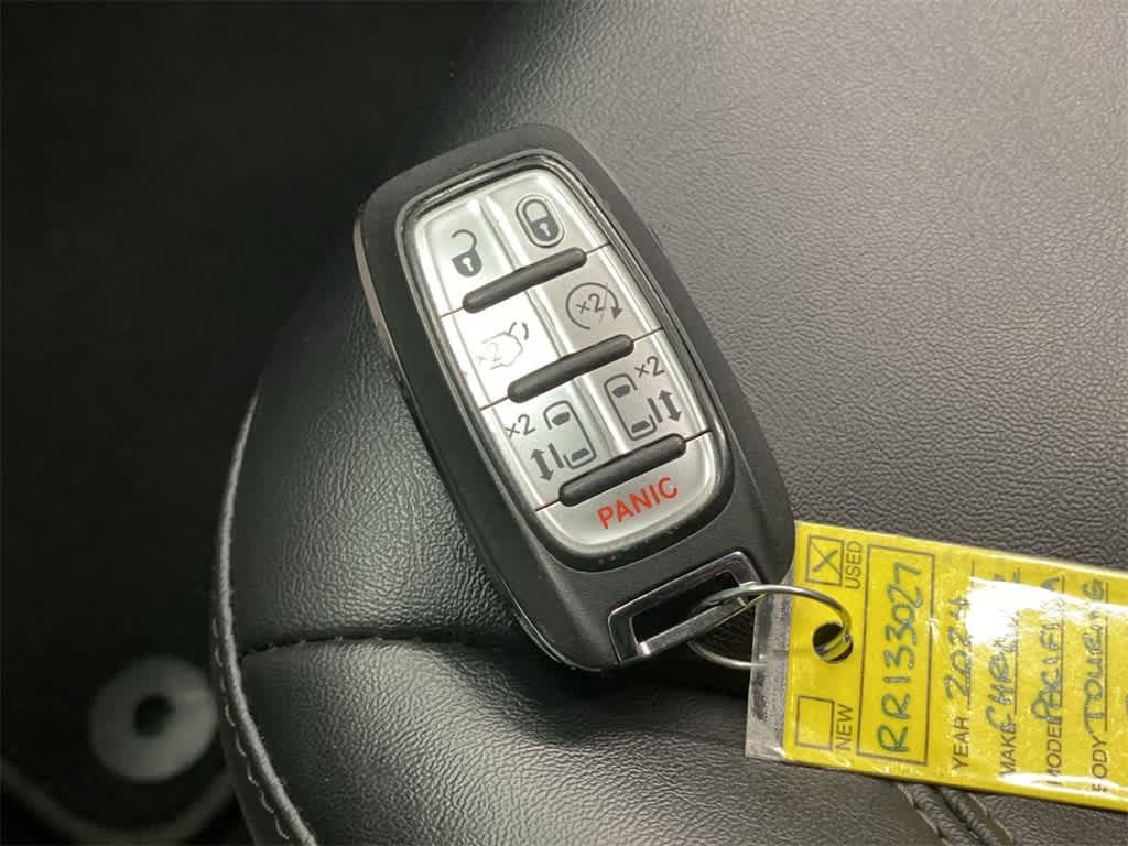 Thumbnail: 2024 Chrysler Pacifica - 28