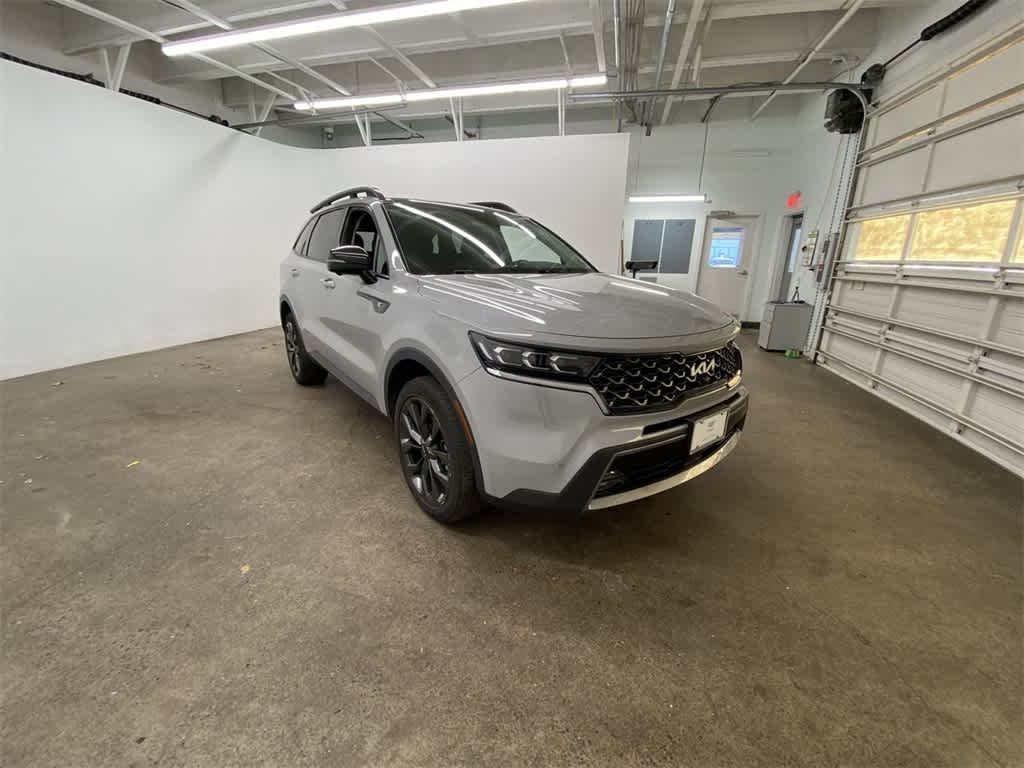 Thumbnail: 2022 Kia Sorento - 8