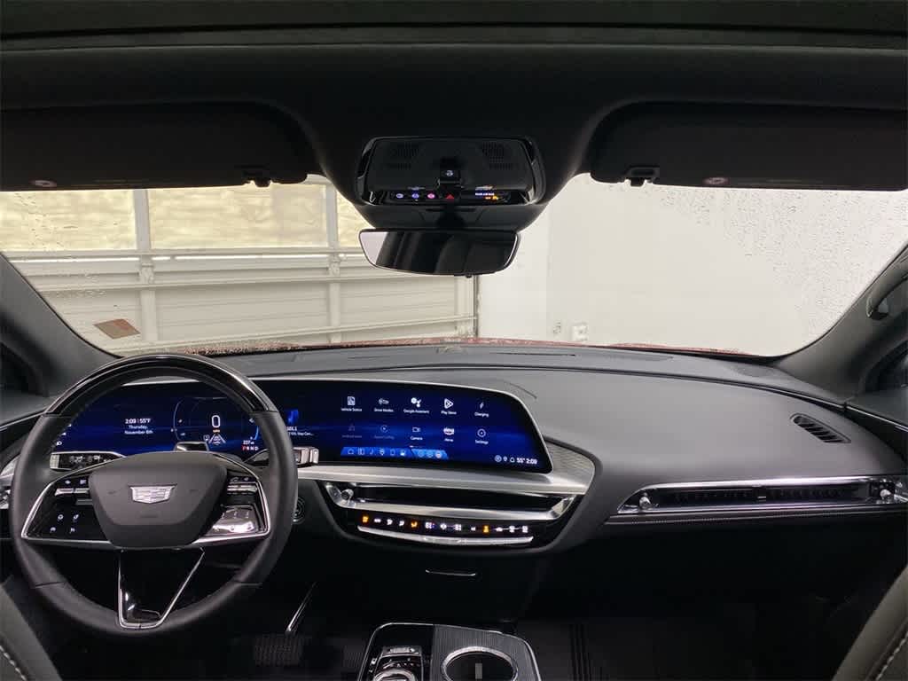 Thumbnail: 2025 Cadillac Lyriq - 14