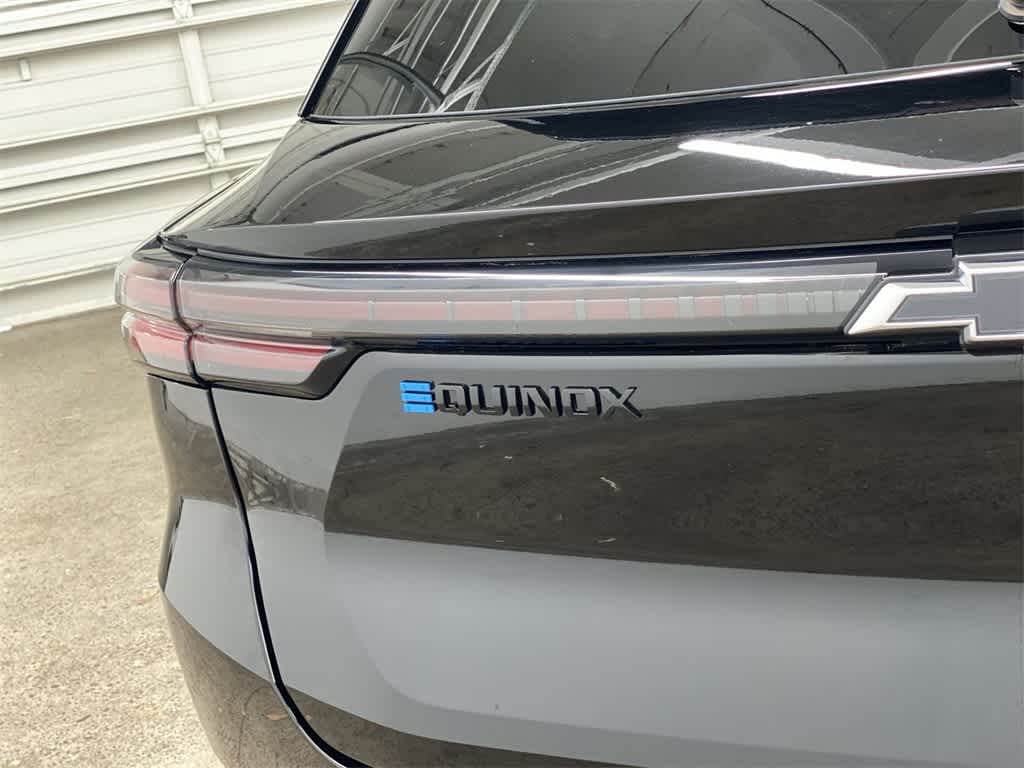 Thumbnail: 2024 Chevrolet Equinox - 10