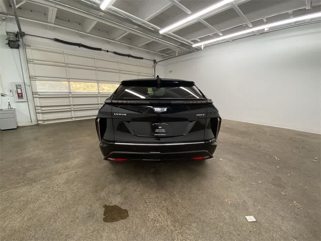 Thumbnail: 2024 Cadillac Lyriq - 5