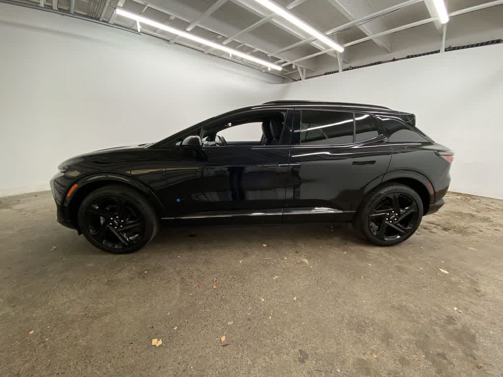 Thumbnail: 2024 Chevrolet Equinox - 3