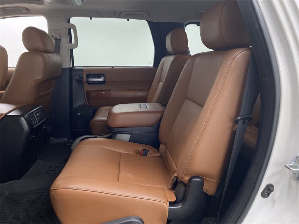 Thumbnail: 2019 Toyota Sequoia - 17