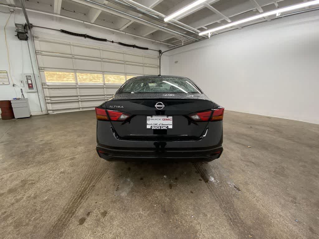 Thumbnail: 2025 Nissan Altima - 5