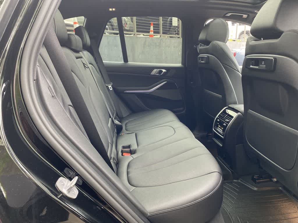Thumbnail: 2021 BMW X5 - 18