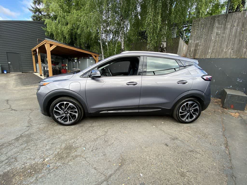 Thumbnail: 2023 Chevrolet Bolt EUV - 3