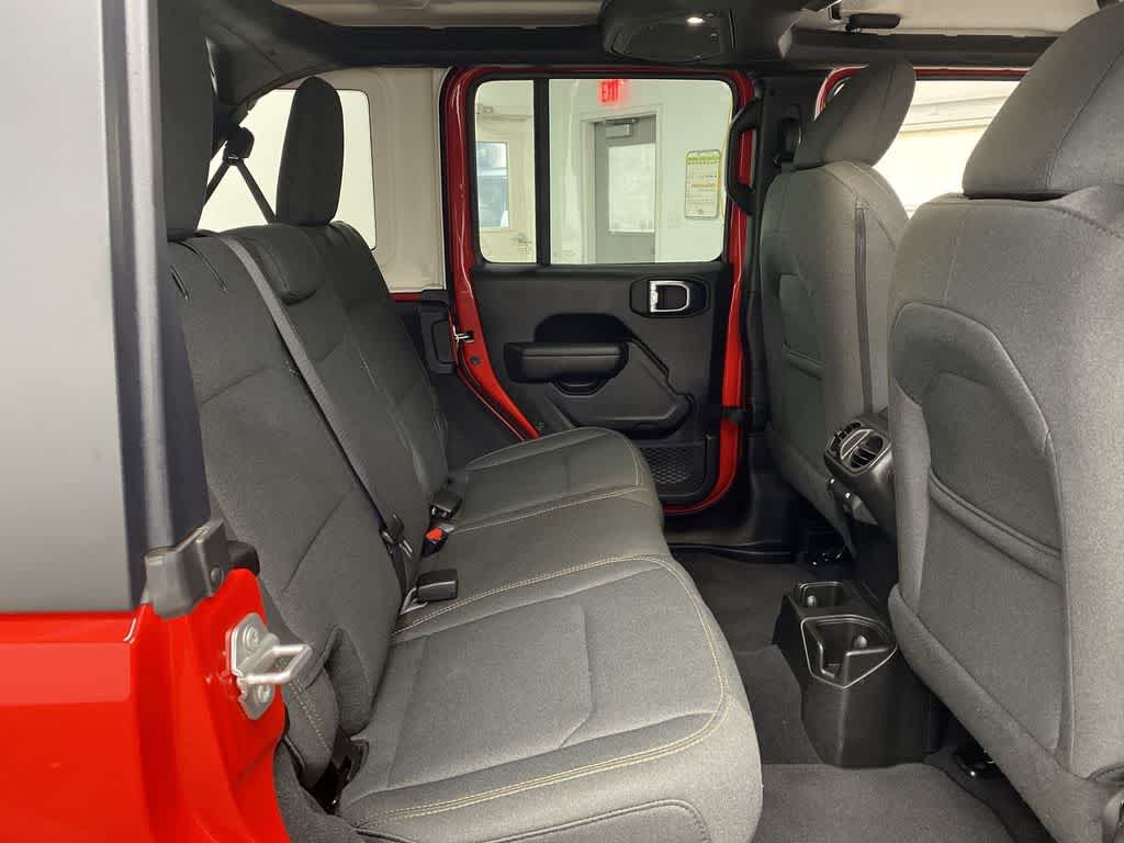 Thumbnail: 2025 Jeep Wrangler - 17