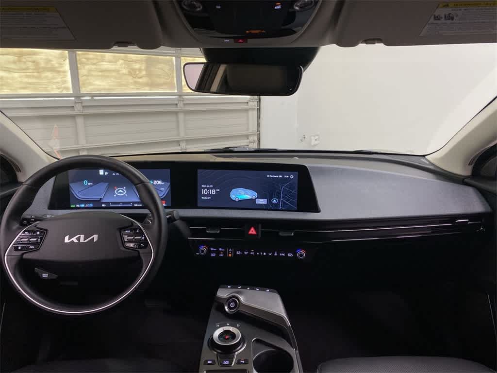 Thumbnail: 2023 Kia EV6 - 13