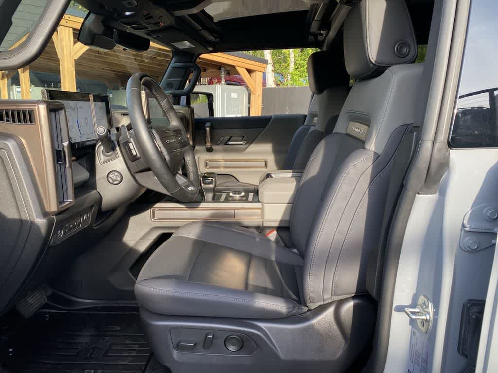Thumbnail: 2025 GMC Hummer EV - 13
